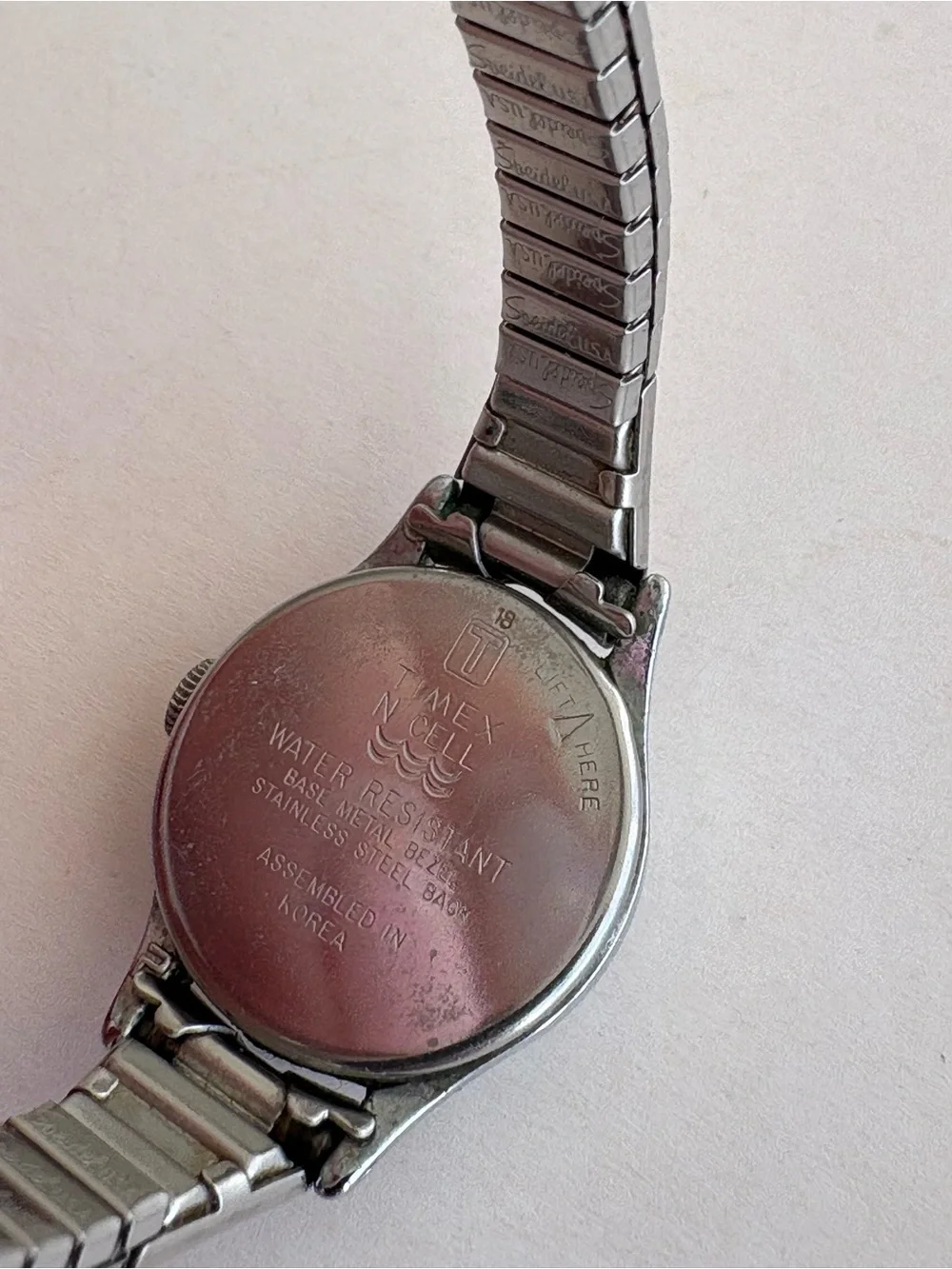 Vintage Women’s Timex Silver Tone bracelet Watch